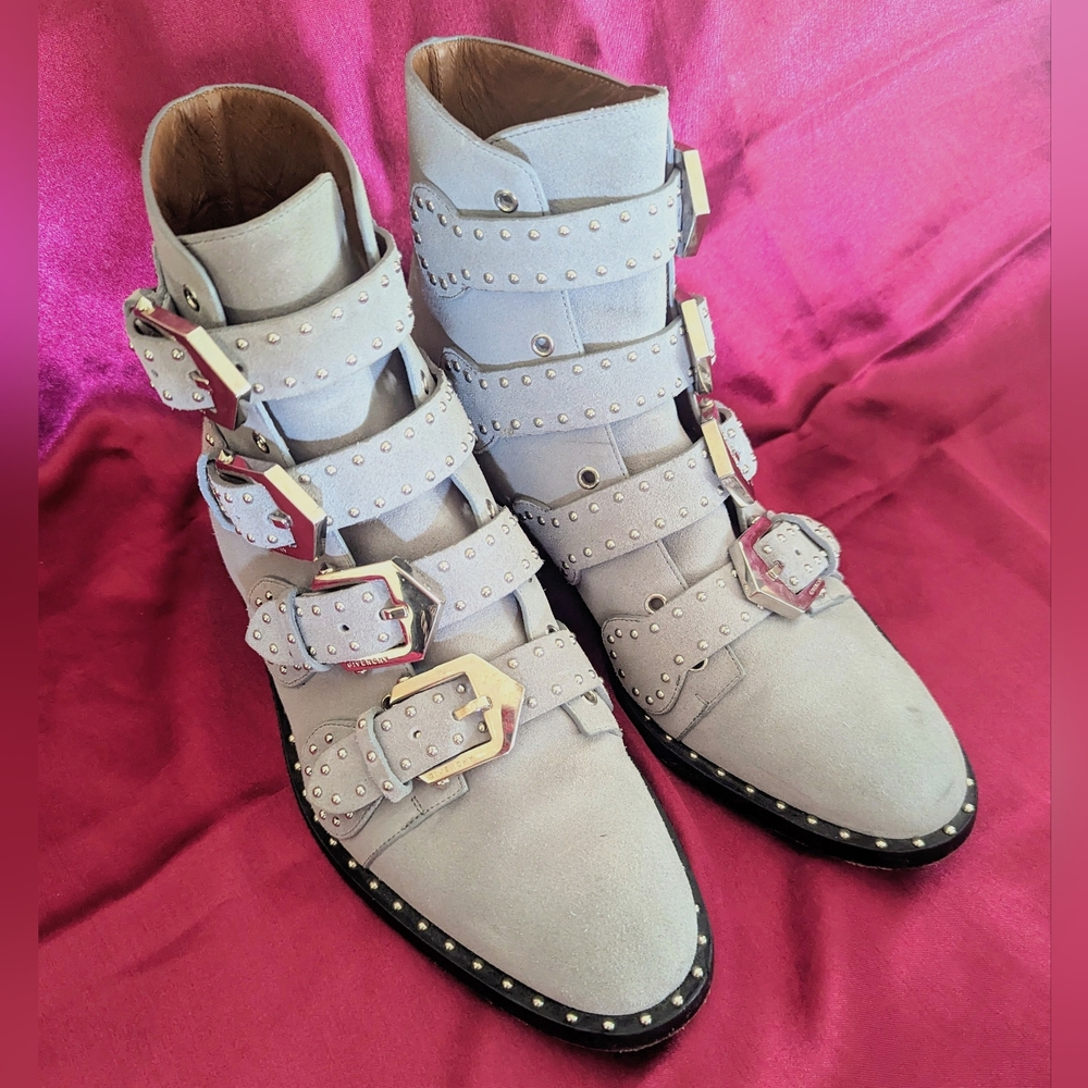 Givenchy Prue Buckle Ankle Boots Made In Italy Gray Suede Size 6-6.5 (36.5EU)